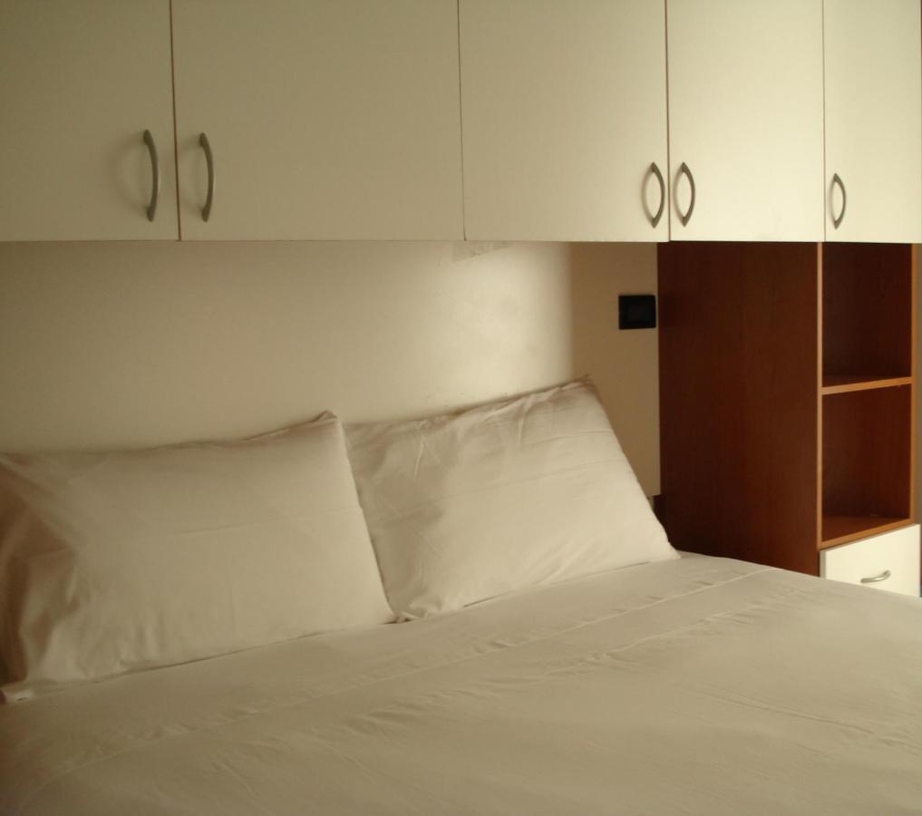 La Quercia Hotel Lignano Sabbiadoro Buitenkant foto